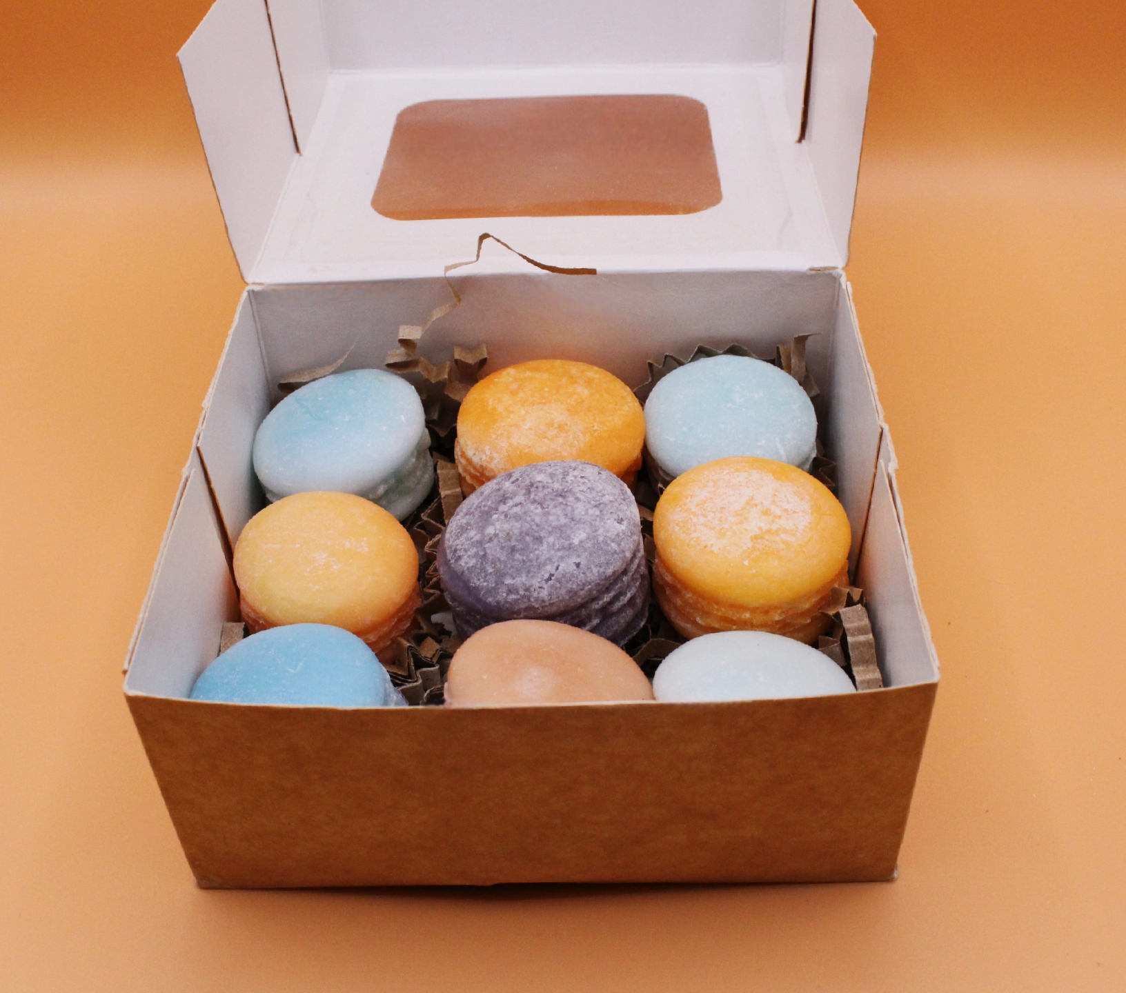 box de bougie macaron ouverte